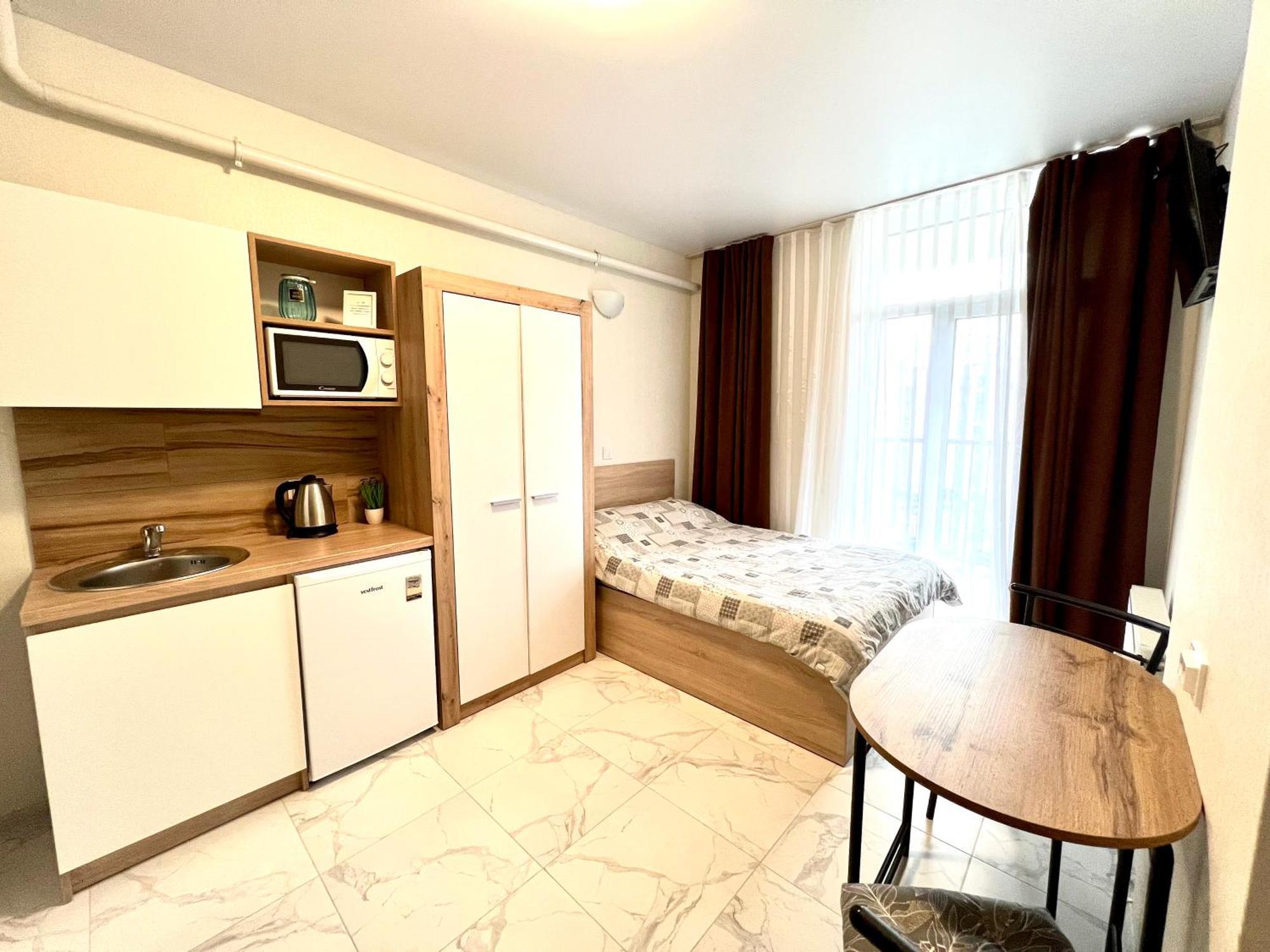 Osapart Hotel In A Complex Semycvit 2 利沃夫 外观 照片