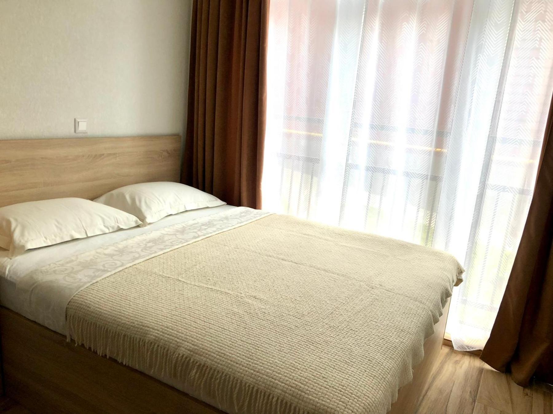 Osapart Hotel In A Complex Semycvit 2 利沃夫 外观 照片